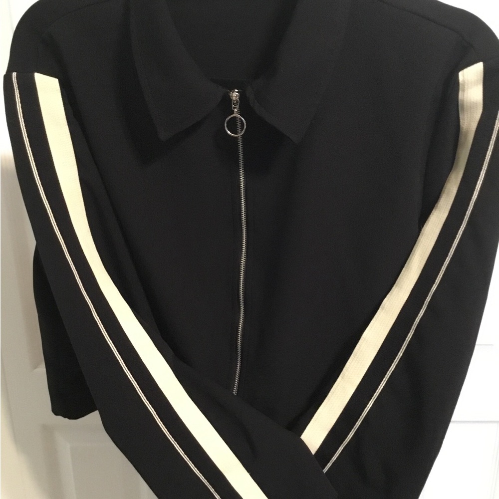 Zara Cropped Jacket - Picture 4 of 5